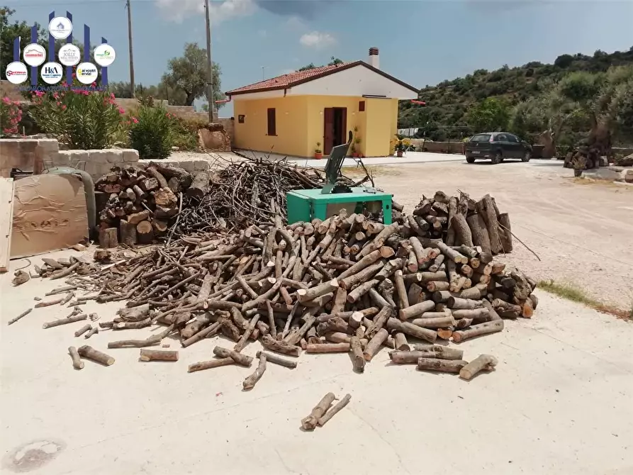 Immagine 24 di Villa in vendita  in C/DA BOSCO DI SOPRA a Canicattini Bagni