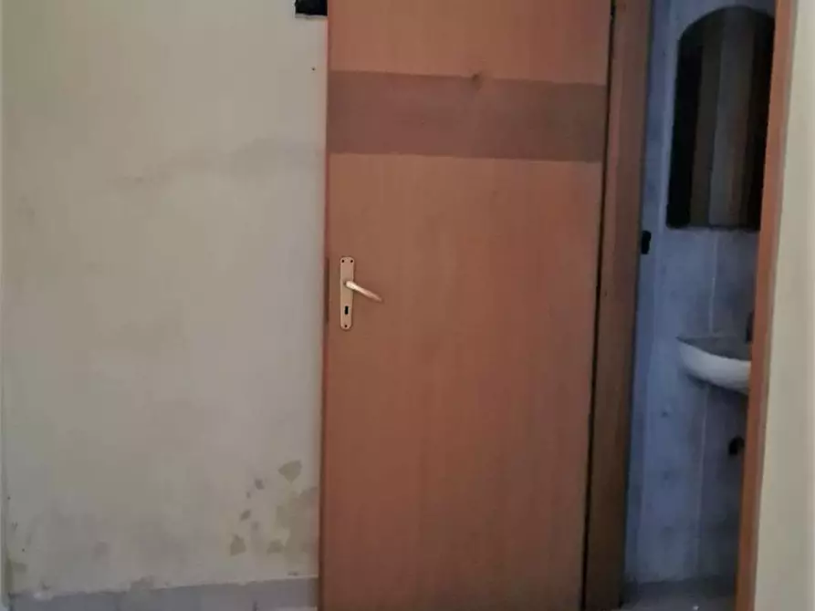 Immagine 3 di Negozio in affitto  in Pressi V.Le Zecchino a Siracusa