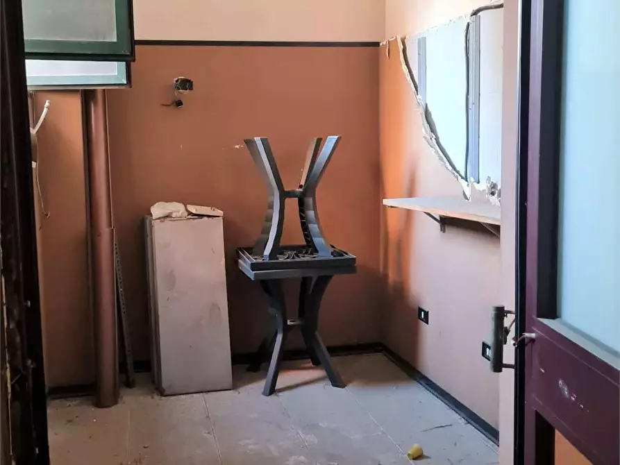 Immagine 4 di Negozio in affitto  in Pressi V.Le Zecchino a Siracusa