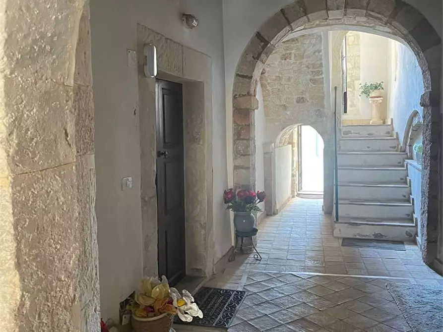 Immagine 4 di Bilocale in vendita  in Ortigia a Siracusa