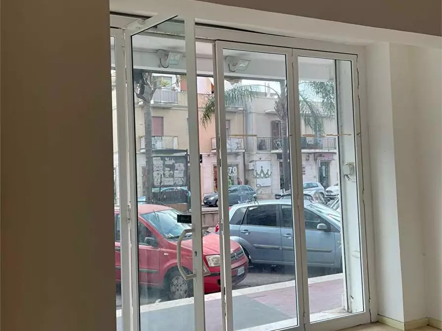 Immagine 2 di Negozio in vendita  in Viale Zecchino a Siracusa