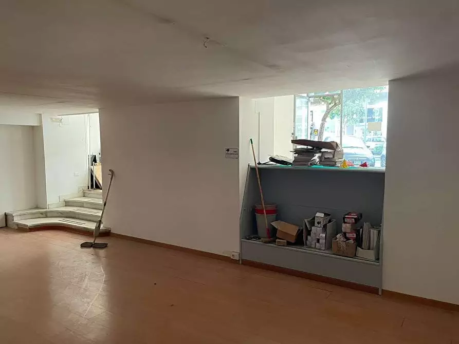 Immagine 6 di Negozio in affitto  in Corso Gelone a Siracusa