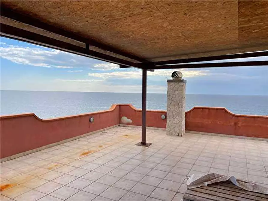 Immagine 5 di Villa in vendita  in Avola a Siracusa