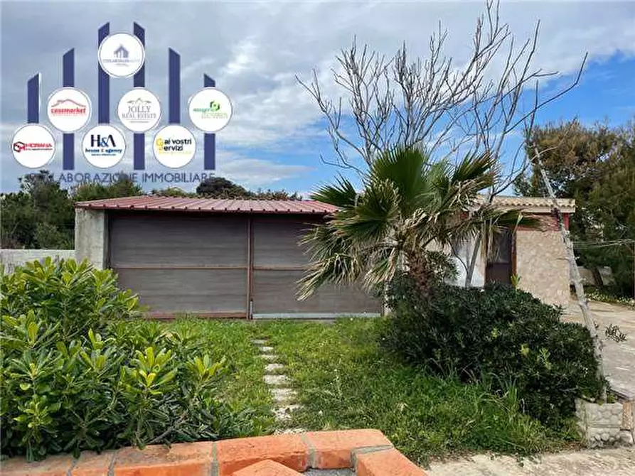 Immagine 11 di Villa in vendita  in Avola a Siracusa