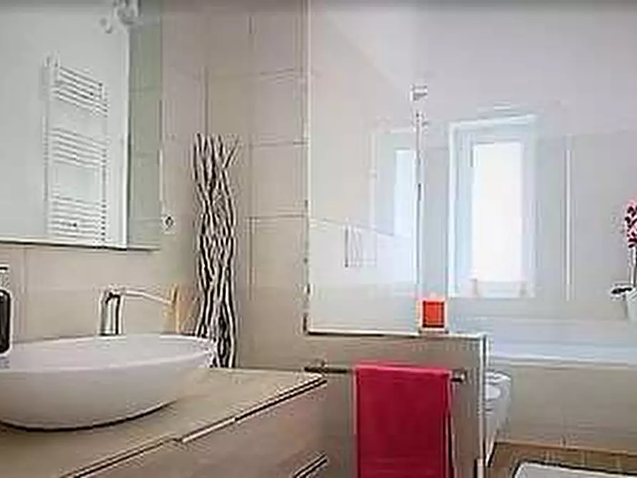 Immagine 4 di Trilocale in affitto  in v.le Tica a Siracusa