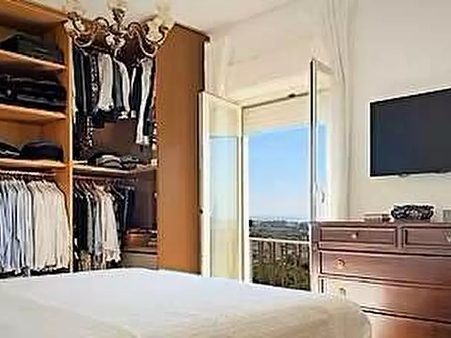 Immagine 6 di Trilocale in affitto  in v.le Tica a Siracusa