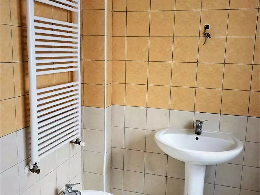 Immagine 11 di Trilocale in vendita  in via Alessandria a Siracusa