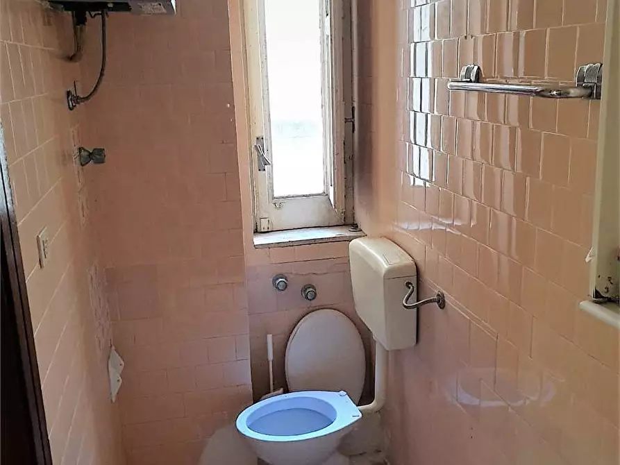 Immagine 14 di Trilocale in vendita  in via Alessandria a Siracusa