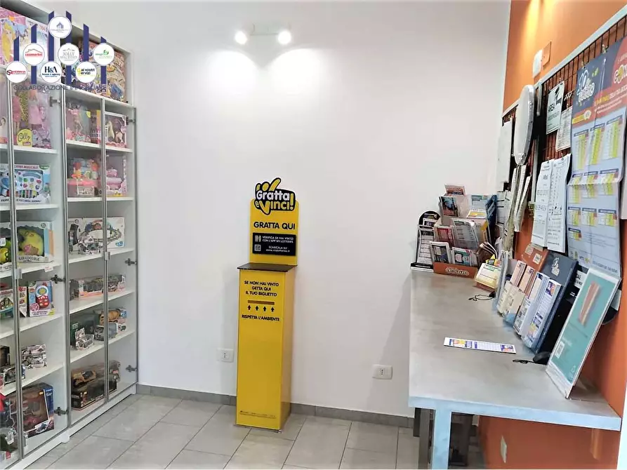 Immagine 3 di Negozio in vendita  in Balza Akradina a Siracusa