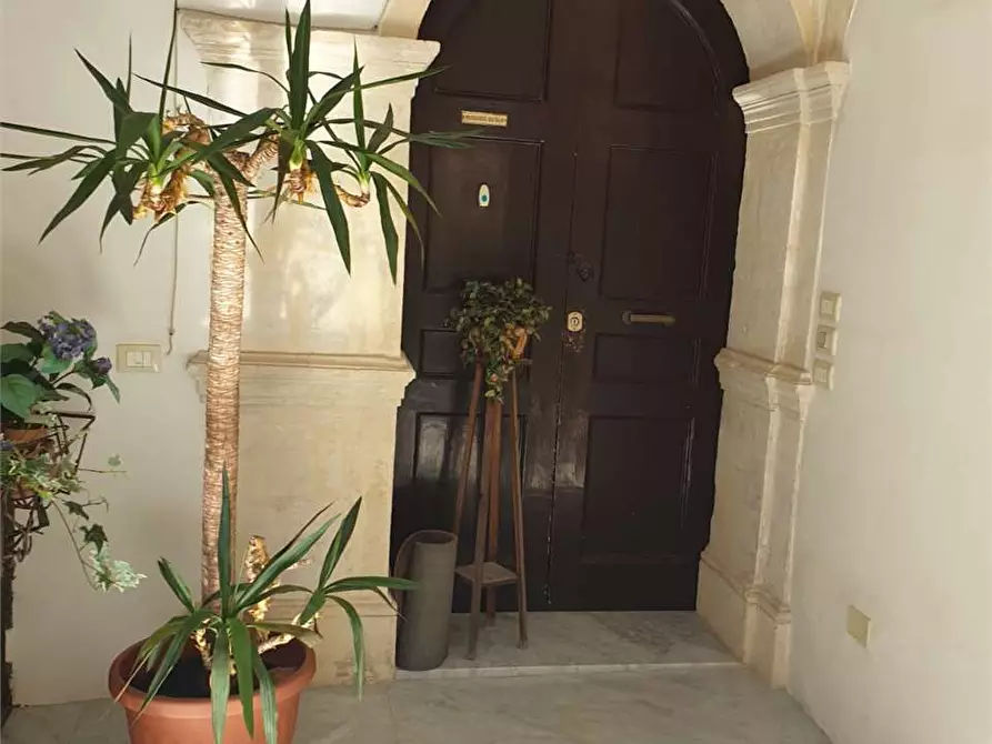 Immagine 2 di Quadrilocale in affitto  in ORTIGIA a Siracusa
