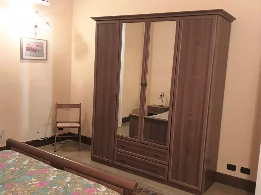 Immagine 14 di Quadrilocale in affitto  in ORTIGIA a Siracusa