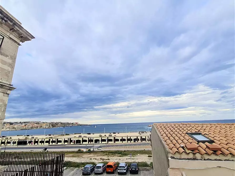 Immagine 11 di Bilocale in vendita  in vicolo bagnara a Siracusa