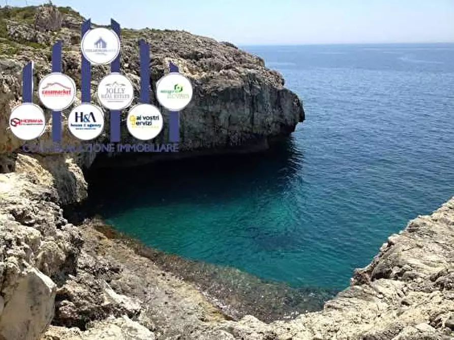 Immagine 2 di Villa in vendita  in STRADA MURRO DI PORCO a Siracusa