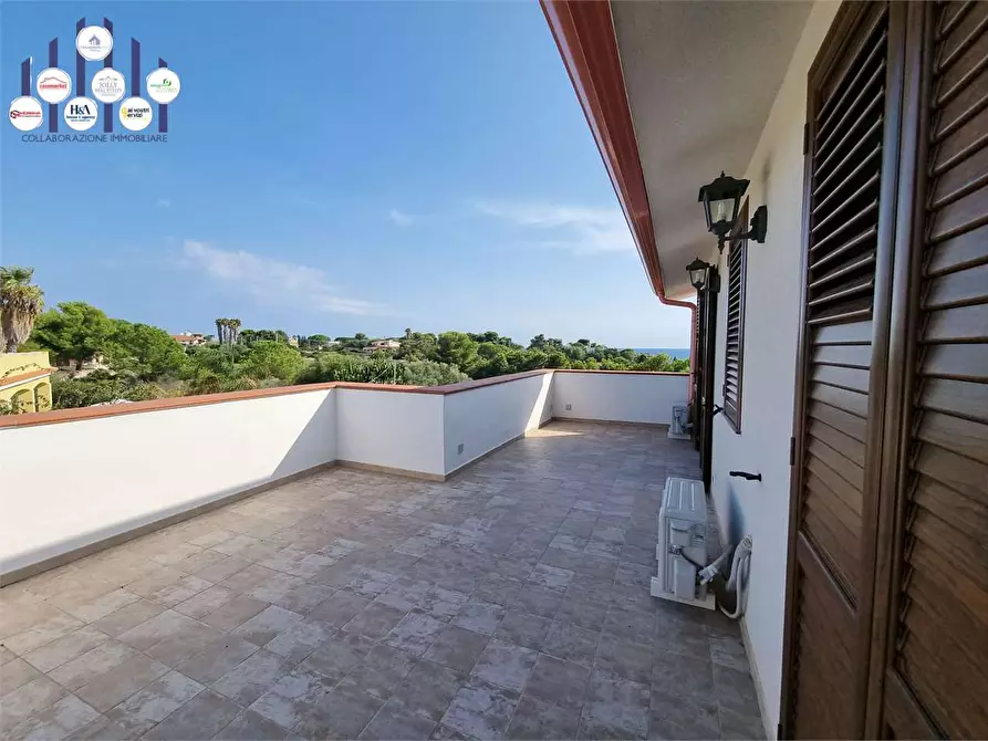 Immagine 23 di Villa in vendita  in STRADA MURRO DI PORCO a Siracusa