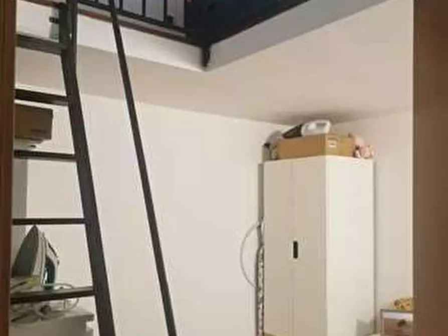 Immagine 5 di Appartamento in vendita  in BELVEDERE a Siracusa