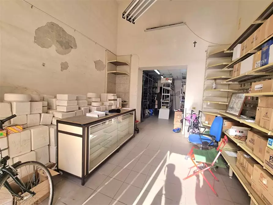 Immagine 3 di Negozio in vendita  in corso gelone a Siracusa