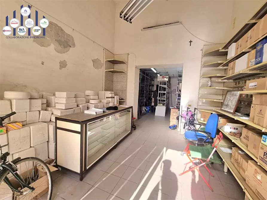 Immagine 3 di Negozio in vendita  in corso gelone a Siracusa