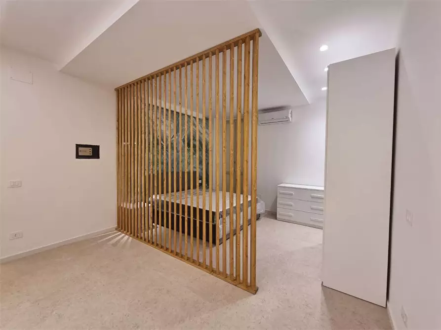 Immagine 9 di Appartamento in vendita  in VIA PASUBIO 96A a Siracusa