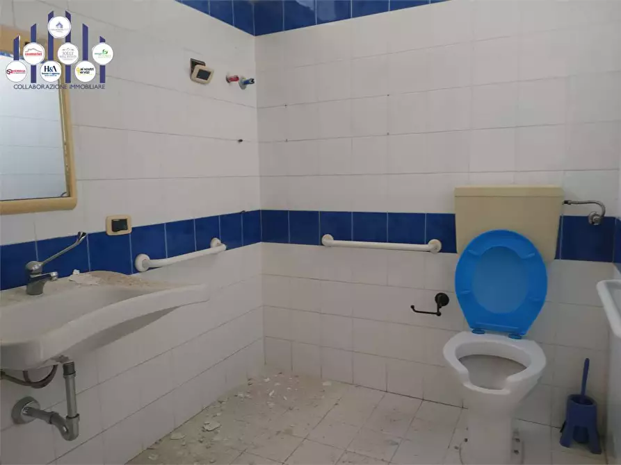 Immagine 7 di Ufficio in vendita  in VIA L. SPAGNA a Siracusa