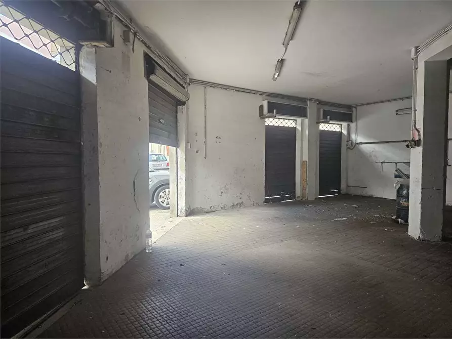 Immagine 8 di Negozio in vendita  in BORGATA a Siracusa