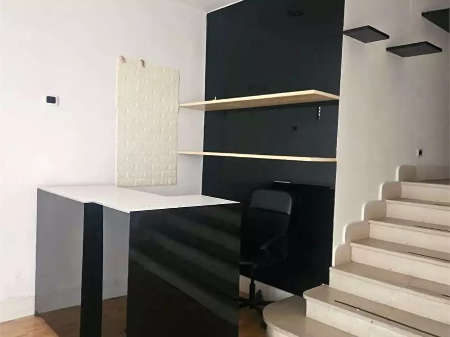 Immagine 1 di Negozio in affitto  in P.ZZA ADDA a Siracusa