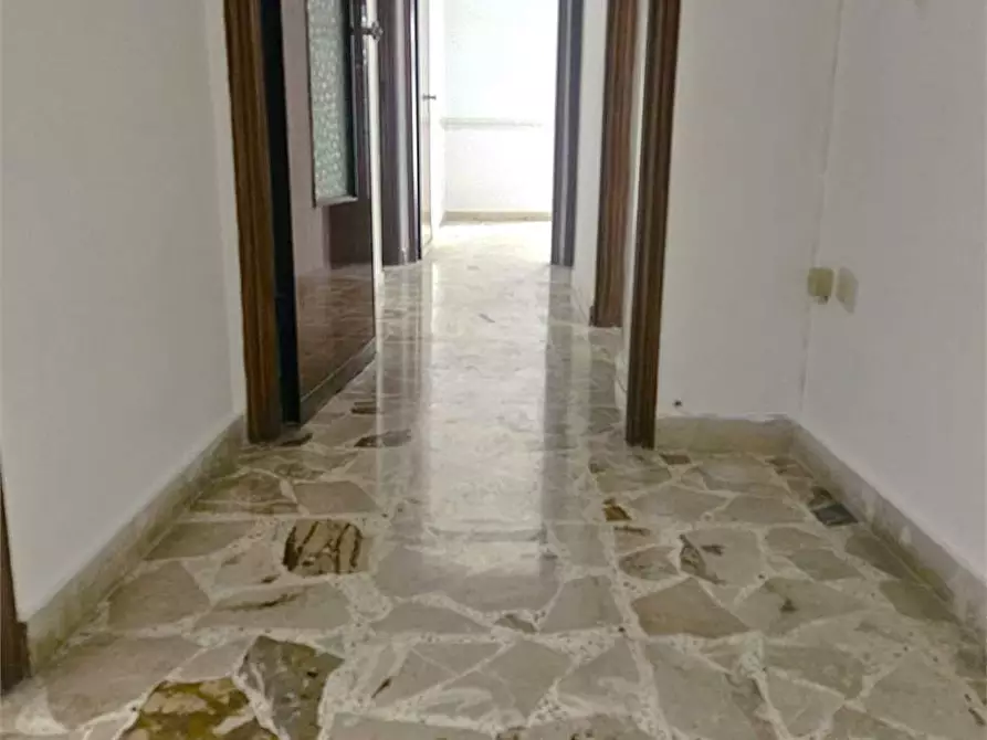 Immagine 11 di Trilocale in vendita  in TISIA-TICA a Siracusa