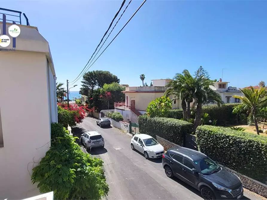 Immagine 1 di Villa in vendita  in Noto a Noto