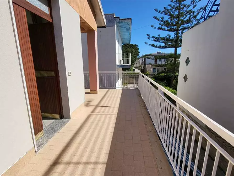 Immagine 9 di Villa in vendita  in Noto a Noto