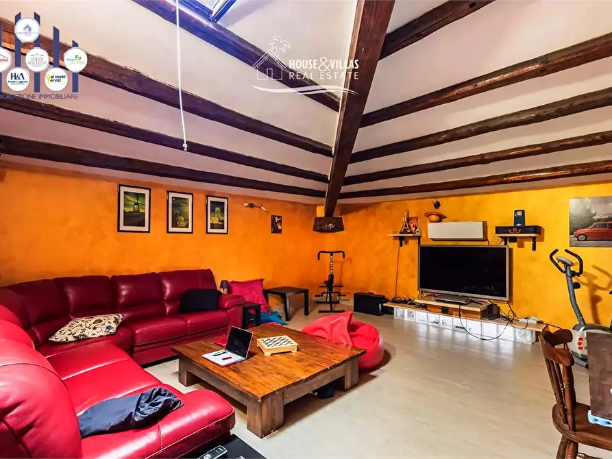 Immagine 13 di Appartamento in vendita  in Via Giuseppe Garibaldi a Noto