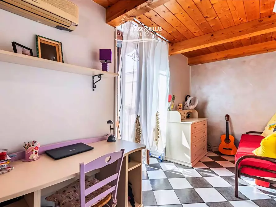 Immagine 10 di Appartamento in vendita  in Via Giuseppe Garibaldi a Noto