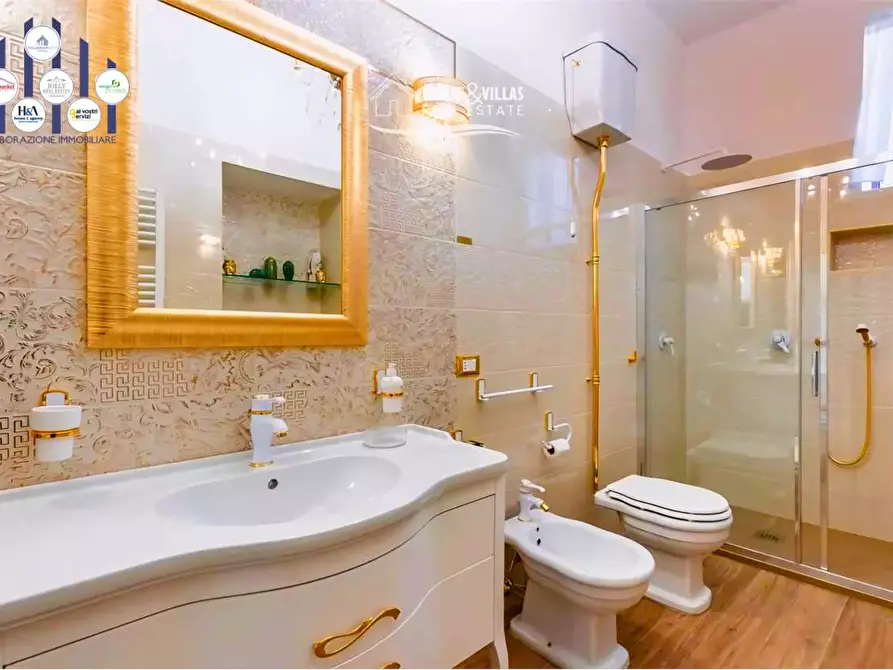 Immagine 12 di Appartamento in vendita  in Via Giuseppe Garibaldi a Noto