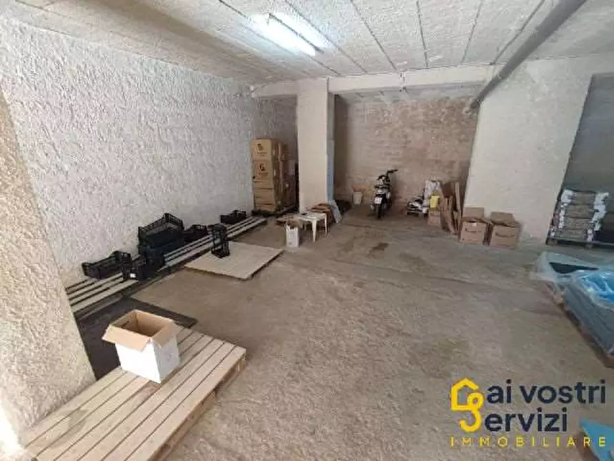 Immagine 2 di Garage in affitto  in Via Augusta a Siracusa