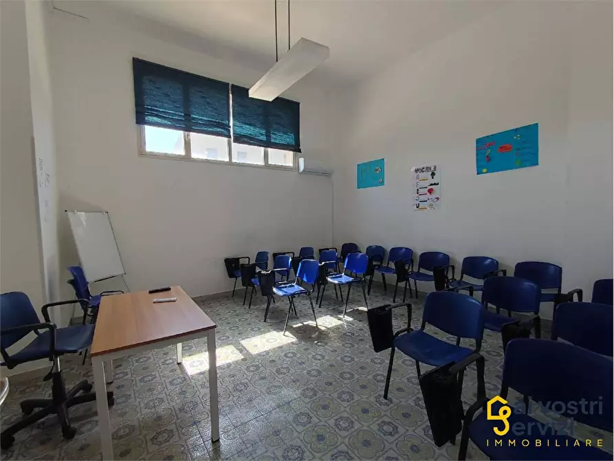 Immagine 10 di Ufficio in affitto  in Via Augusta a Siracusa