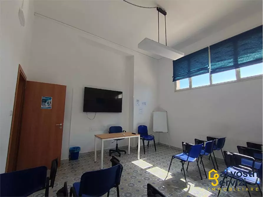 Immagine 11 di Ufficio in affitto  in Via Augusta a Siracusa