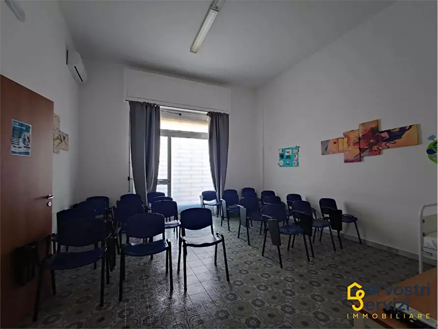 Immagine 12 di Ufficio in affitto  in Via Augusta a Siracusa