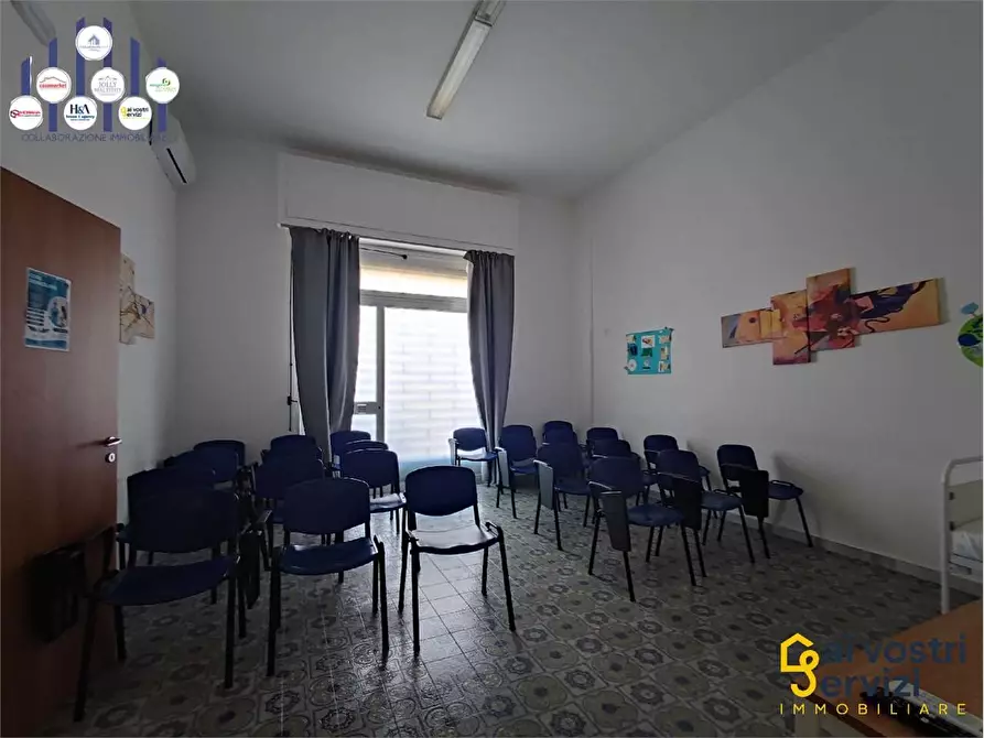 Immagine 12 di Ufficio in affitto  in Via Augusta a Siracusa