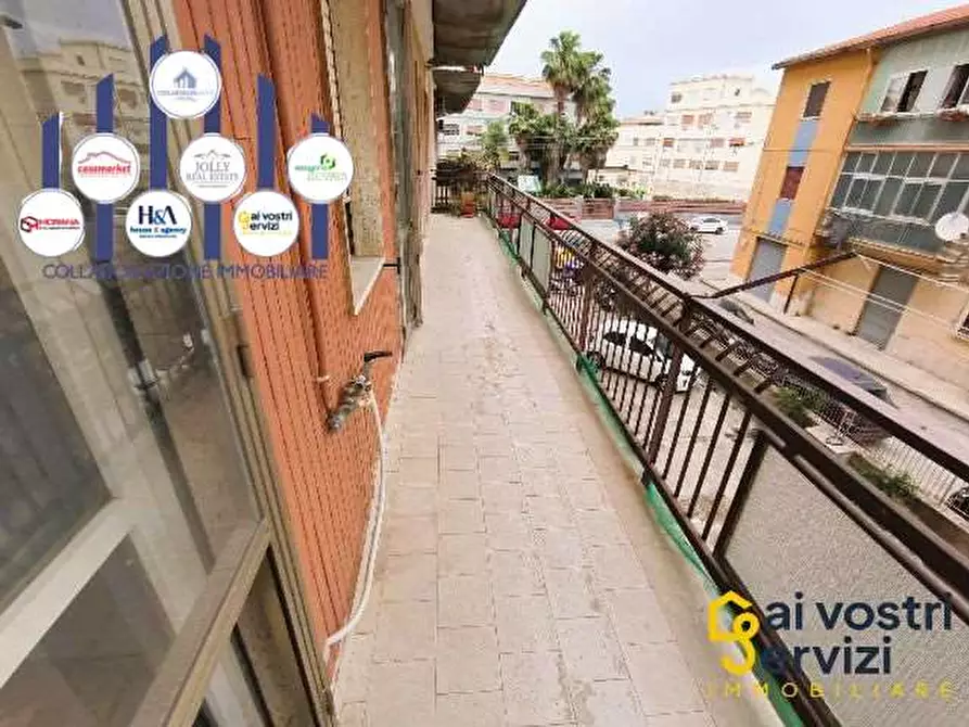 Immagine 3 di Appartamento in vendita  in Via Mascalucia a Siracusa