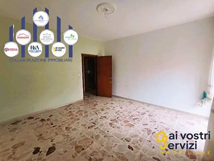 Immagine 9 di Appartamento in vendita  in Via Mascalucia a Siracusa