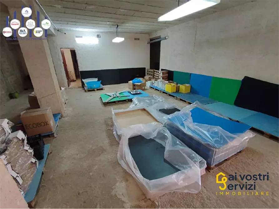Immagine 3 di Garage in vendita  in Via Augusta a Siracusa