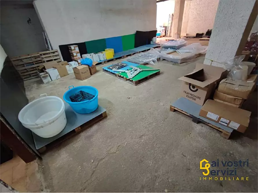 Immagine 4 di Garage in vendita  in Via Augusta a Siracusa