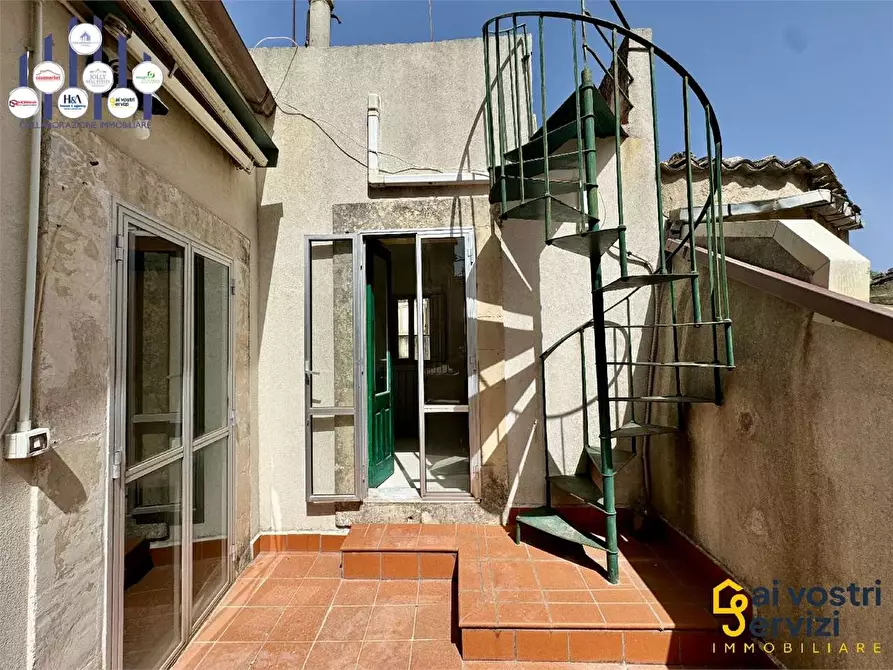Immagine 21 di Quadrilocale in vendita  in via Padre Girolamo a Palazzolo Acreide