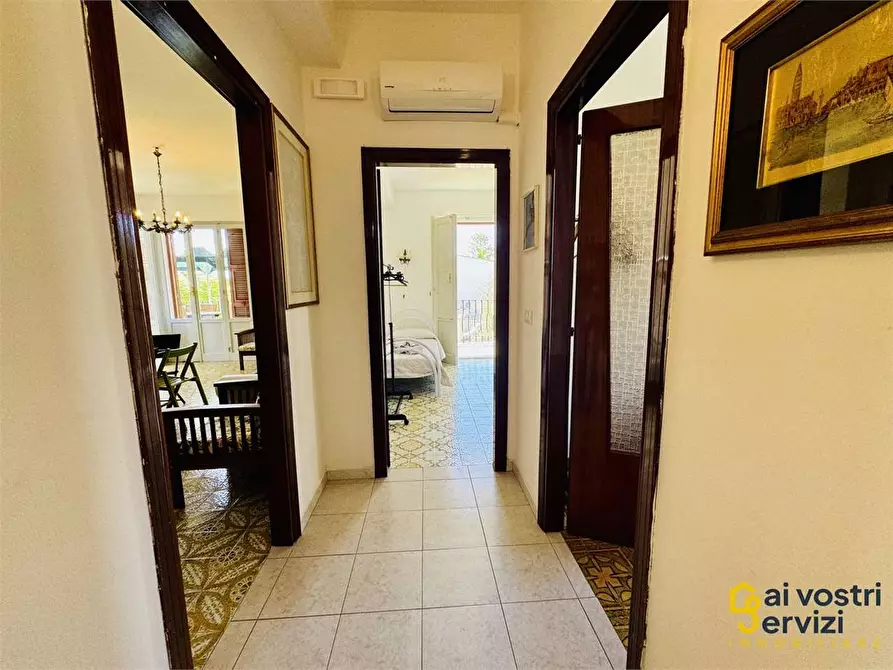 Immagine 10 di Villa in vendita  in VIA DELLE MUSE a Siracusa