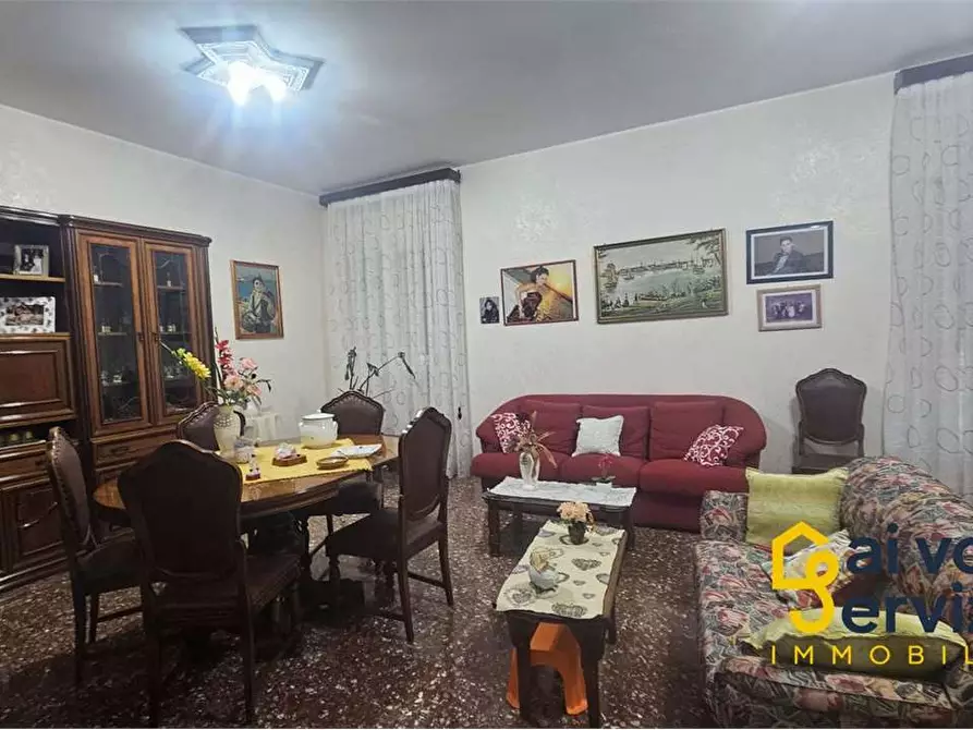 Immagine 3 di Trilocale in vendita  in VIA ITALIA a Siracusa