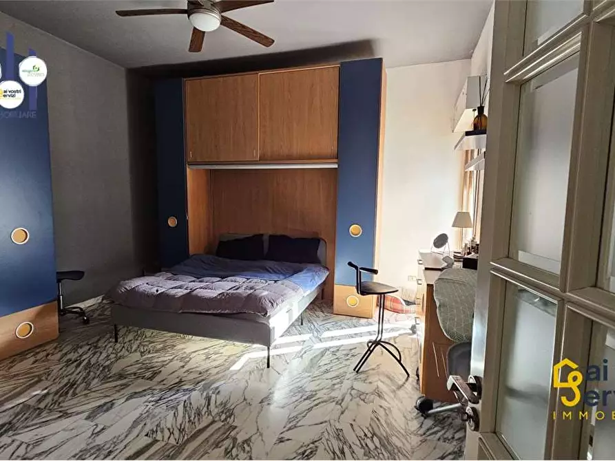 Immagine 6 di Trilocale in vendita  in VIA EVENETO a Siracusa