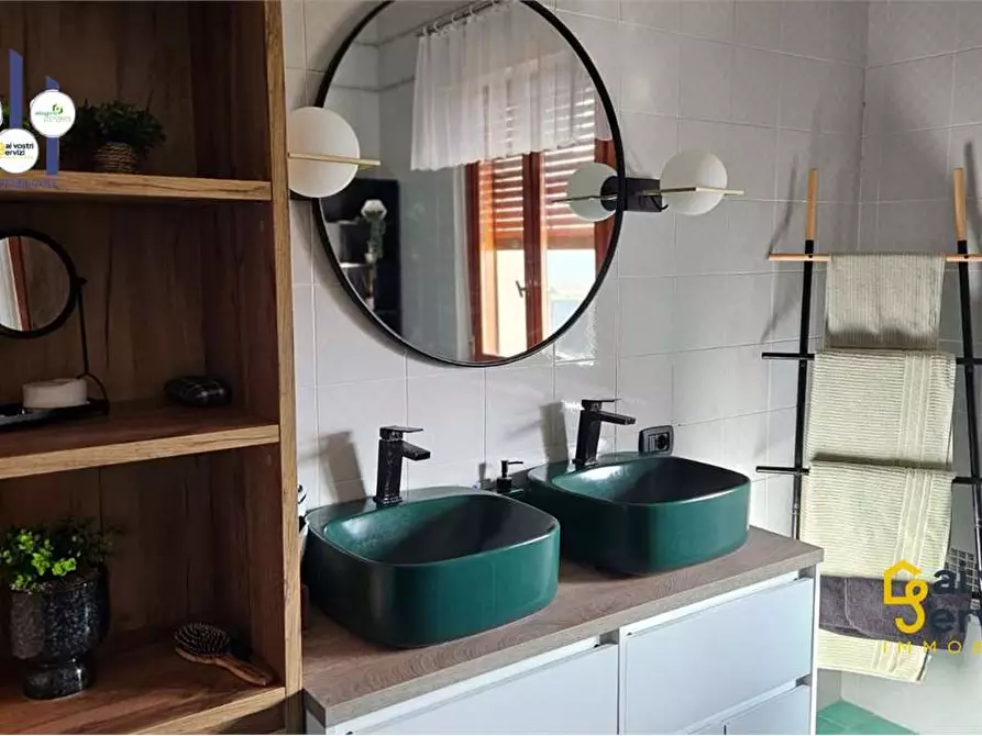 Immagine 14 di Trilocale in vendita  in VIA EVENETO a Siracusa