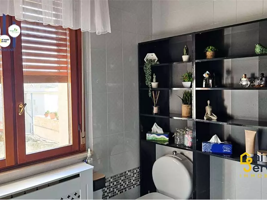 Immagine 11 di Trilocale in vendita  in VIA EVENETO a Siracusa