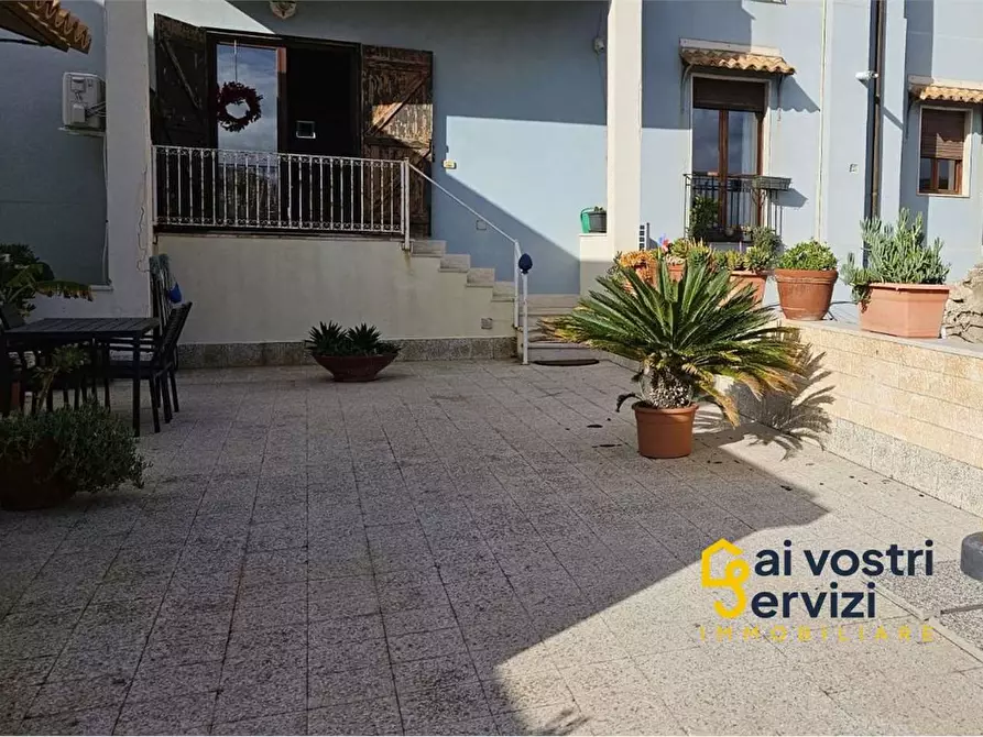 Immagine 4 di Trilocale in vendita  in VIA EVENETO a Siracusa