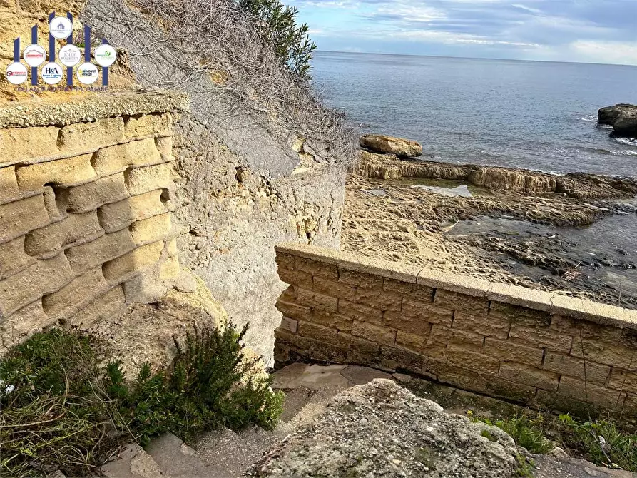 Immagine 17 di Trilocale in vendita  in VIA EVENETO a Siracusa