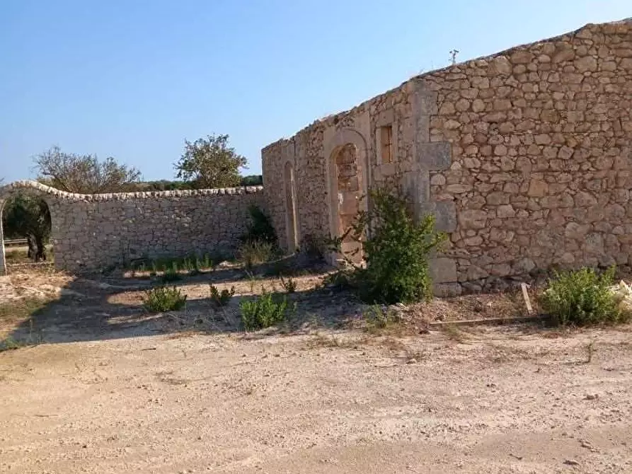 Immagine 3 di Rustico / casale in vendita  in NOTO a Noto