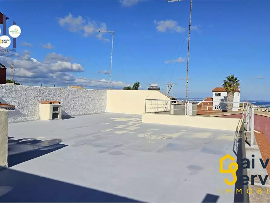 Immagine 13 di Quadrilocale in vendita  in Via Lombardi Radice a Siracusa